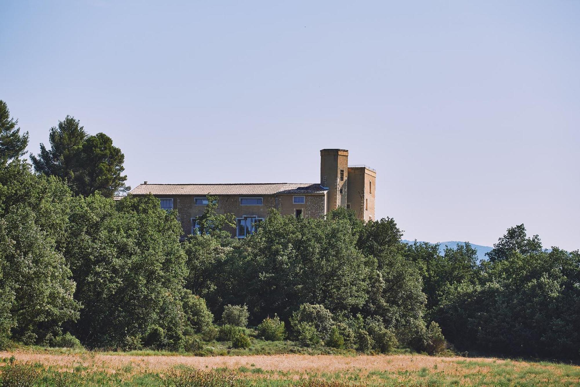 Domaine La Ferme Hi Bride Bed & Breakfast Villelaure Exterior photo