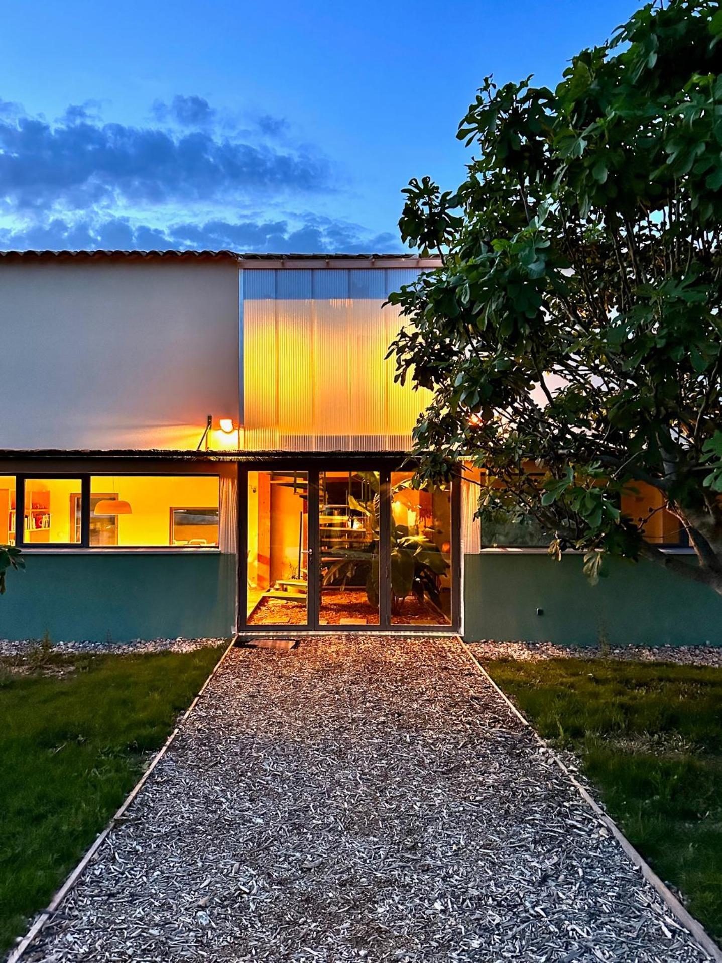 Domaine La Ferme Hi Bride Bed & Breakfast Villelaure Exterior photo