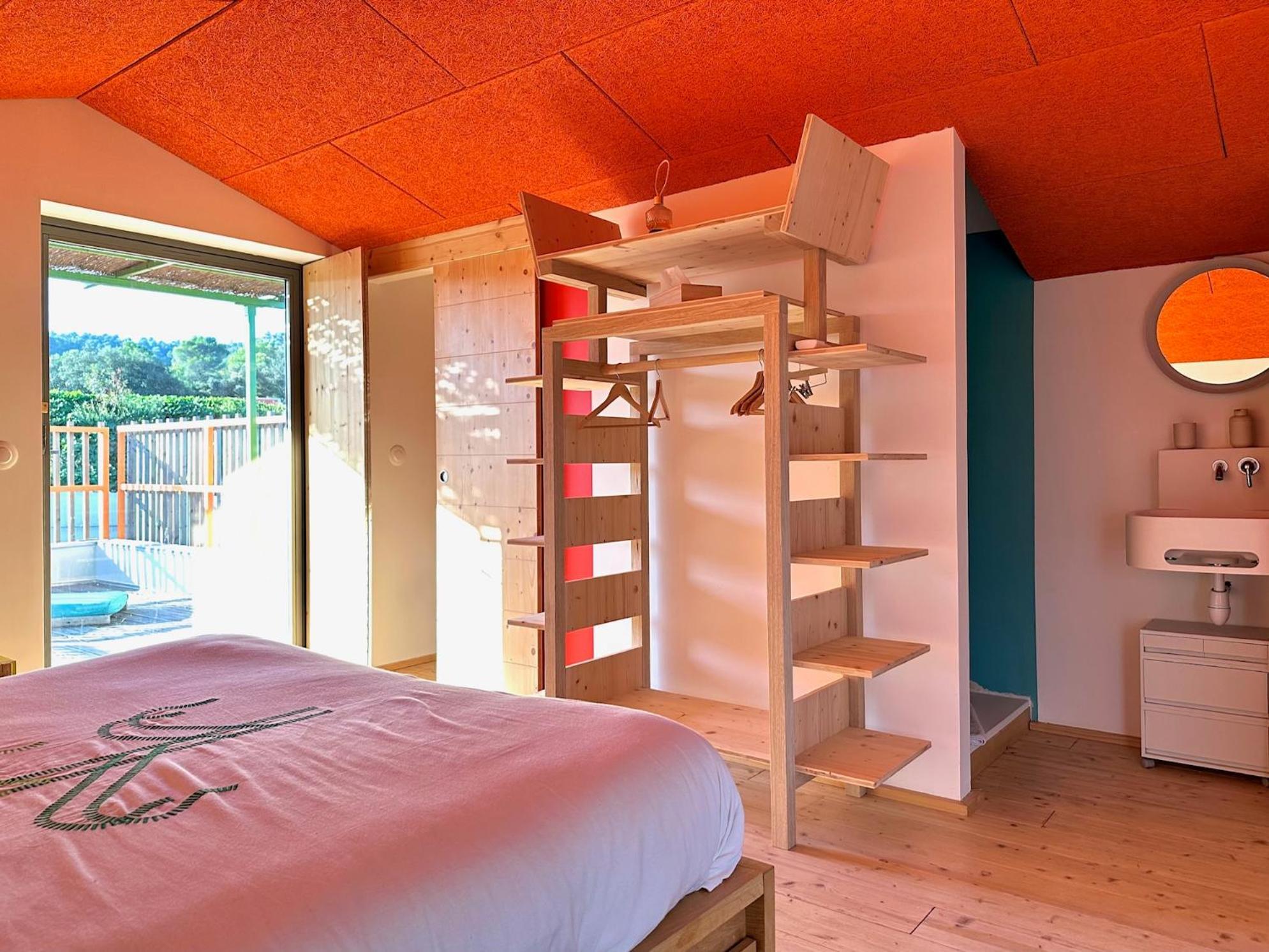 Domaine La Ferme Hi Bride Bed & Breakfast Villelaure Exterior photo