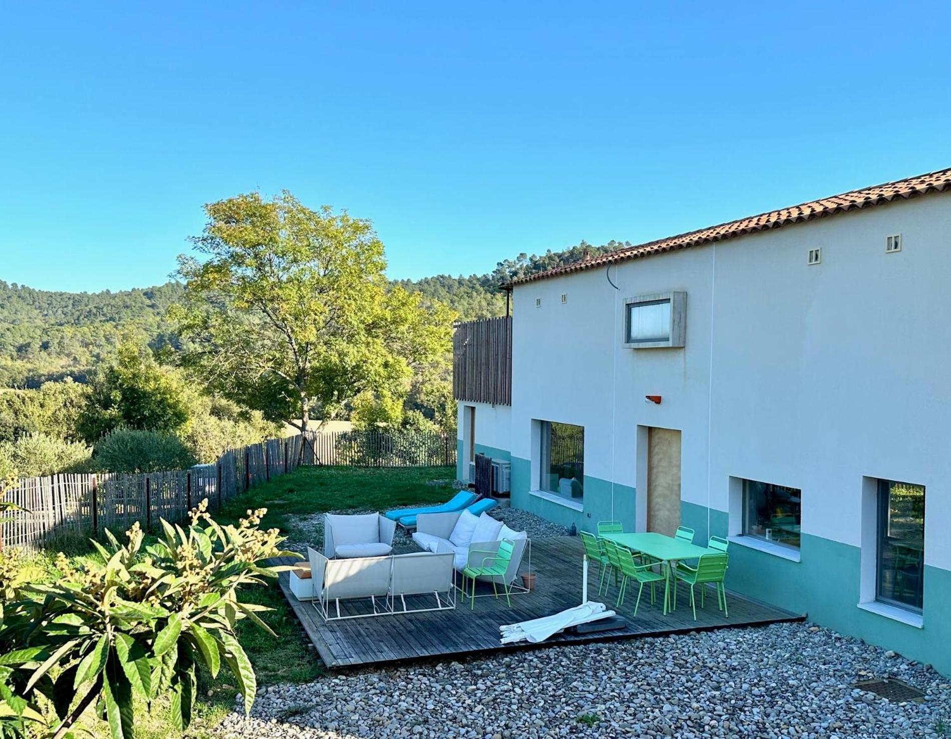 Domaine La Ferme Hi Bride Bed & Breakfast Villelaure Exterior photo